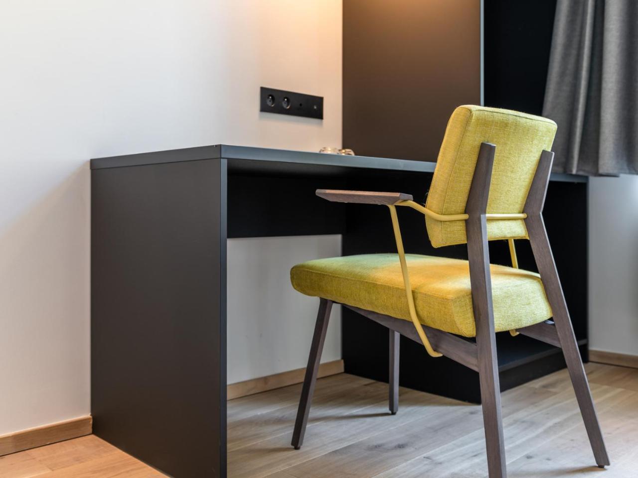 Hotel Kronacker 티넨 외부 사진