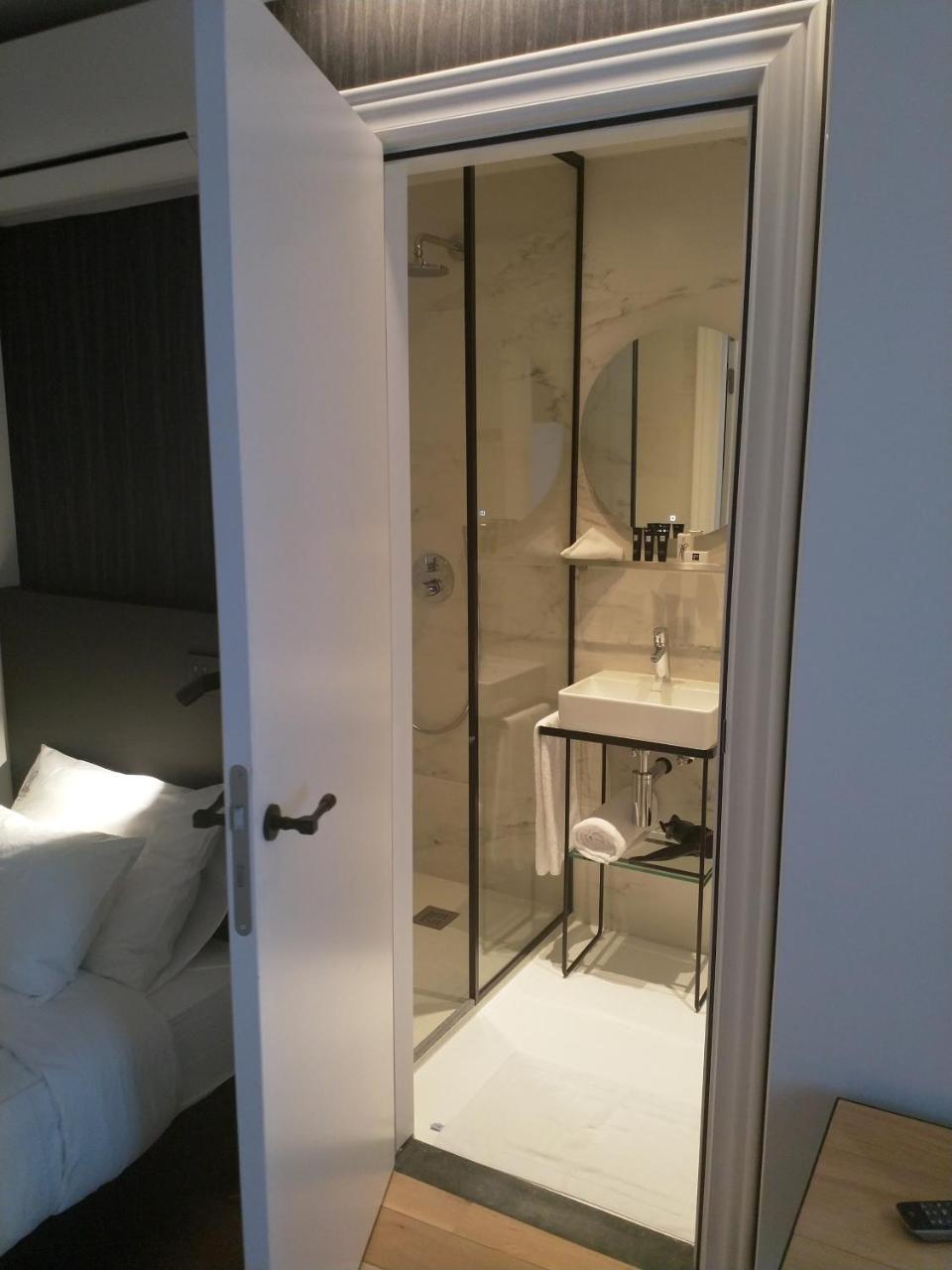 Hotel Kronacker 티넨 외부 사진